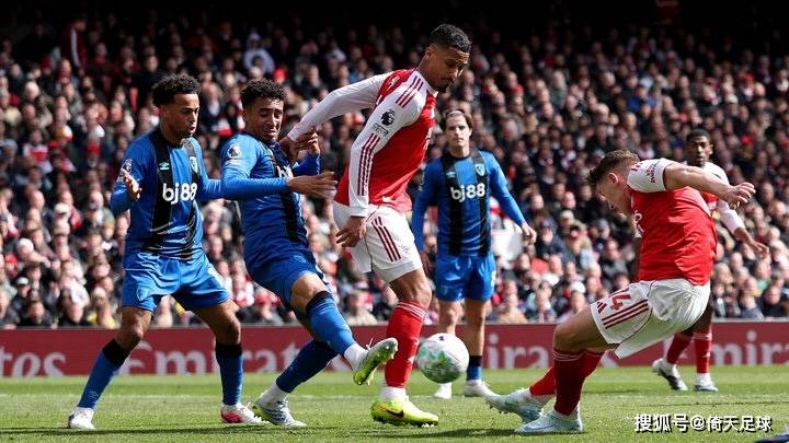 1-2 阿尔特塔失控？阿森纳爆冷负于伯恩茅斯 重燃与曼城的争冠悬念！倚天足球